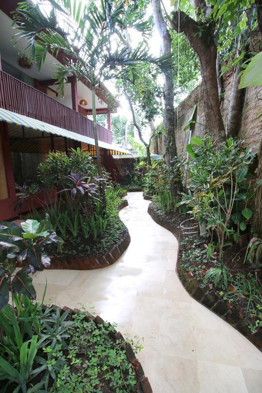 Petit Hotel Bali Ubud Exterior foto